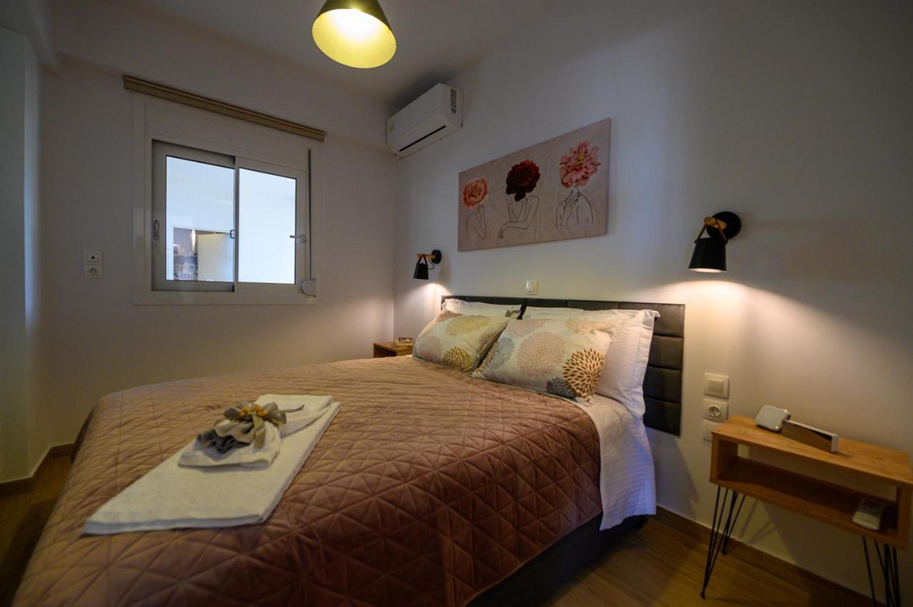 Chic Apartment In Nature, 5-Min Walk To The Beach Kalamáta Buitenkant foto