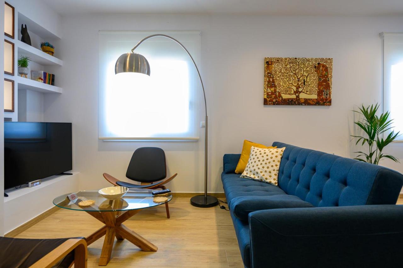 Chic Apartment In Nature, 5-Min Walk To The Beach Kalamáta Buitenkant foto