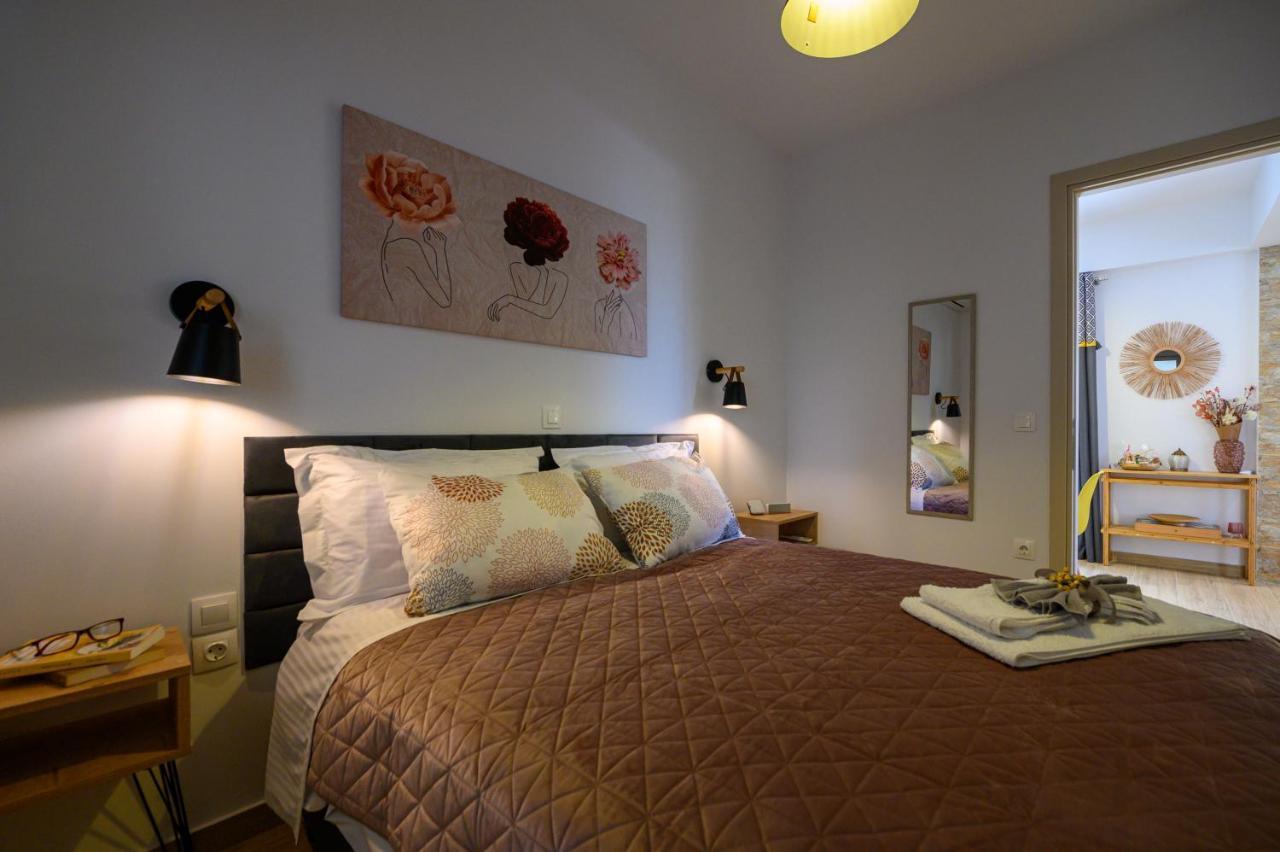 Chic Apartment In Nature, 5-Min Walk To The Beach Kalamáta Buitenkant foto